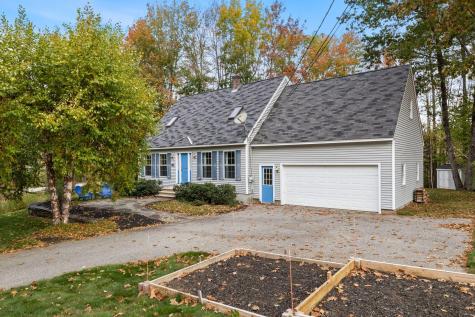 17 Fox Track Buxton ME 04093