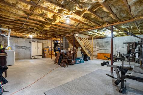 17 Fox Track Buxton ME 04093