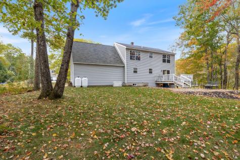 17 Fox Track Buxton ME 04093