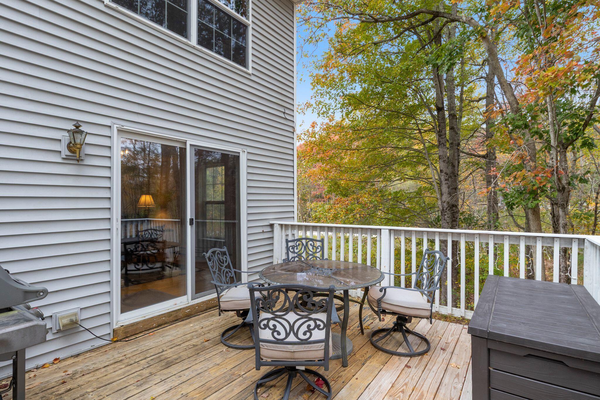 17 Fox Track Buxton ME 04093