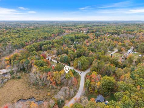 17 Fox Track Buxton ME 04093