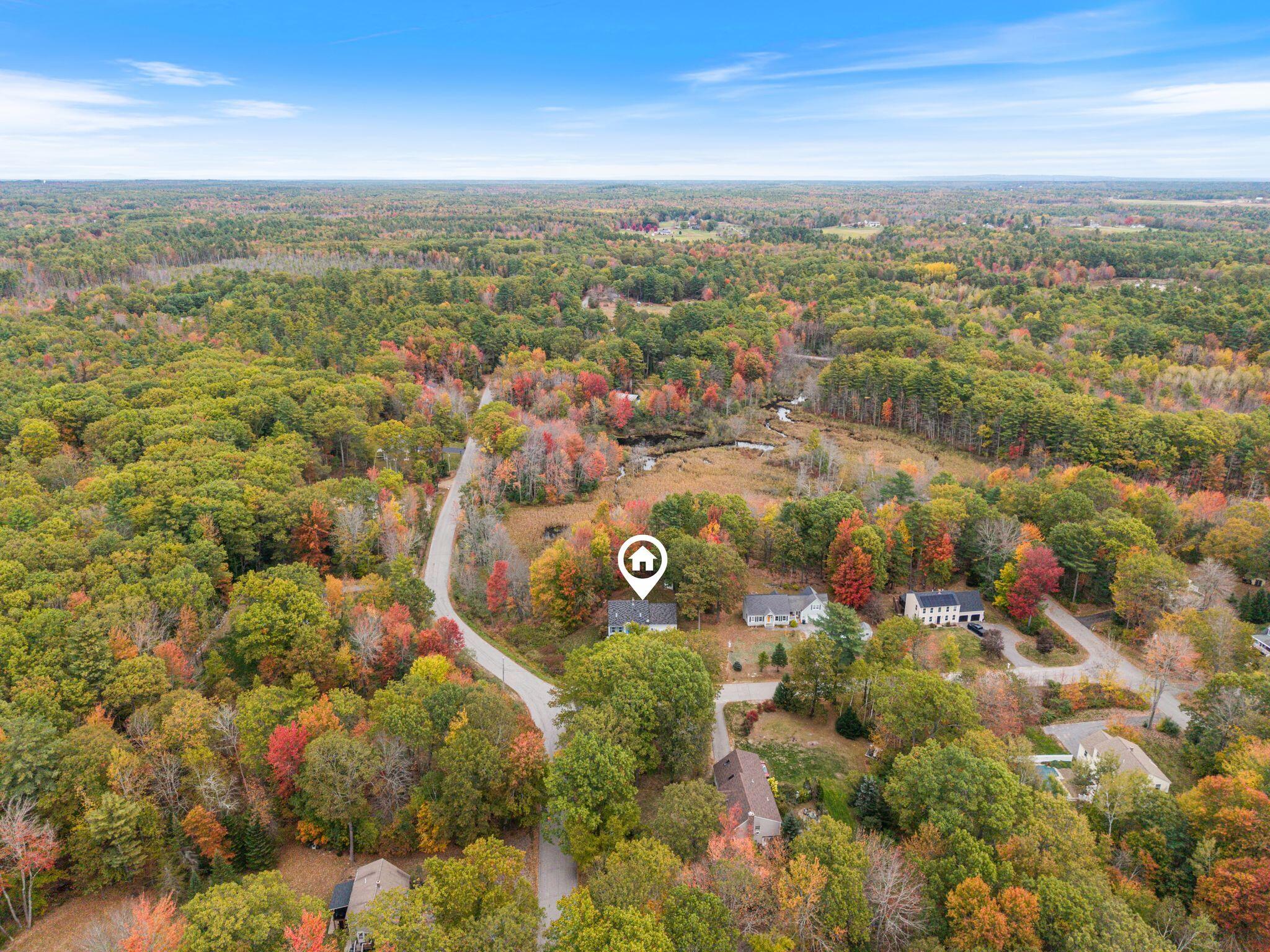 17 Fox Track Buxton ME 04093