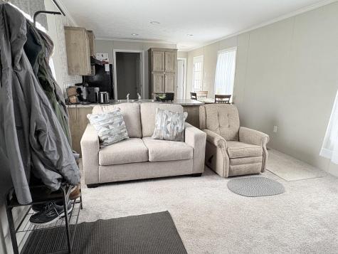 16 R.w. Macleod Lane Belfast ME 04915