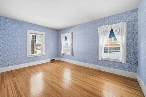 53 High Street Bath ME 04530