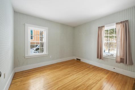 53 High Street Bath ME 04530