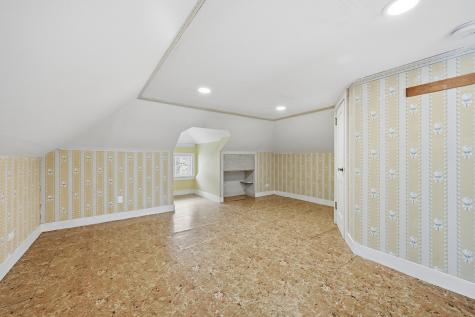 53 High Street Bath ME 04530