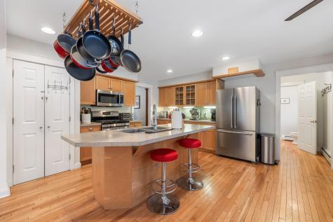 14 Lawrence Lane Kennebunk ME 04043