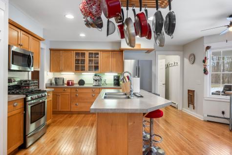 14 Lawrence Lane Kennebunk ME 04043