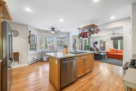 14 Lawrence Lane Kennebunk ME 04043