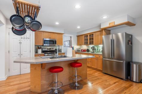 14 Lawrence Lane Kennebunk ME 04043