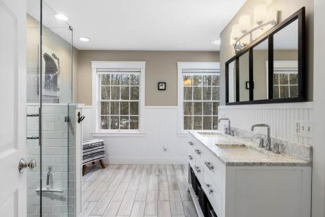 14 Lawrence Lane Kennebunk ME 04043