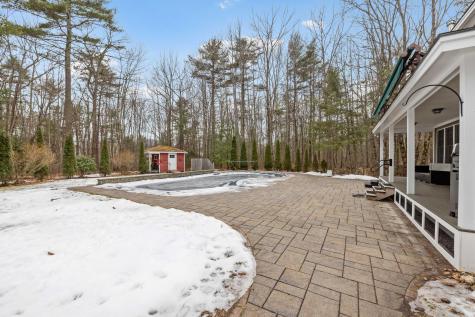 14 Lawrence Lane Kennebunk ME 04043