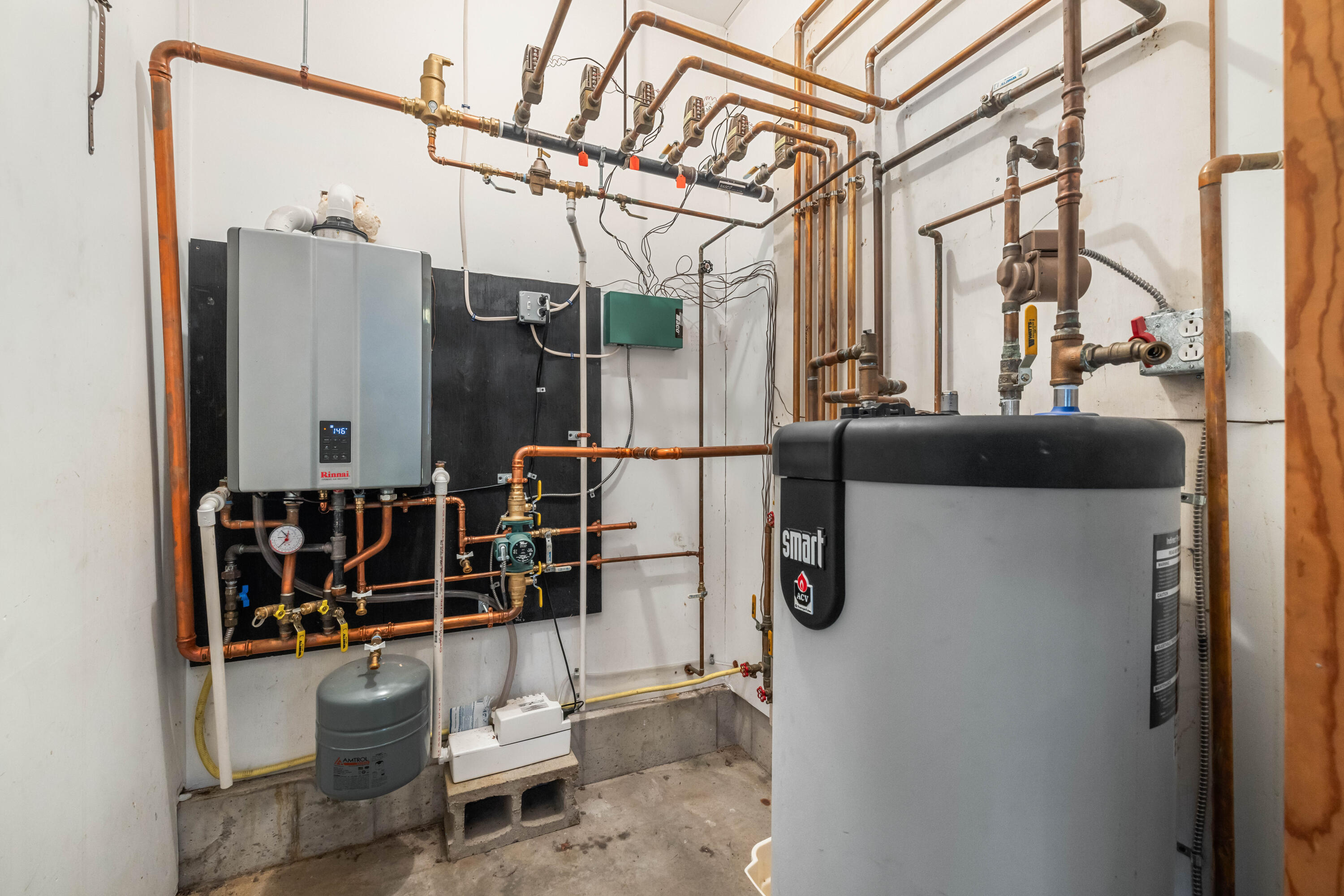 14 Lawrence Lane Kennebunk ME 04043