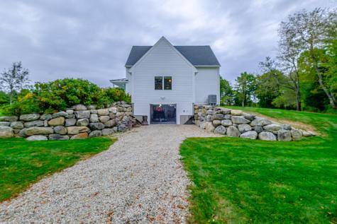 583 North Road Yarmouth ME 04096