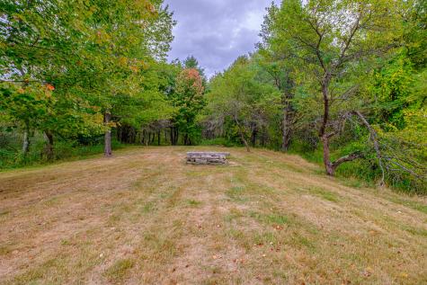 583 North Road Yarmouth ME 04096