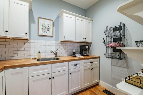 583 North Road Yarmouth ME 04096