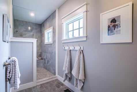 583 North Road Yarmouth ME 04096