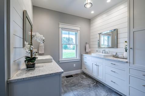 583 North Road Yarmouth ME 04096