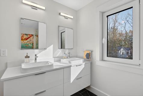 55 Hawthorne Lane South Portland ME 04106
