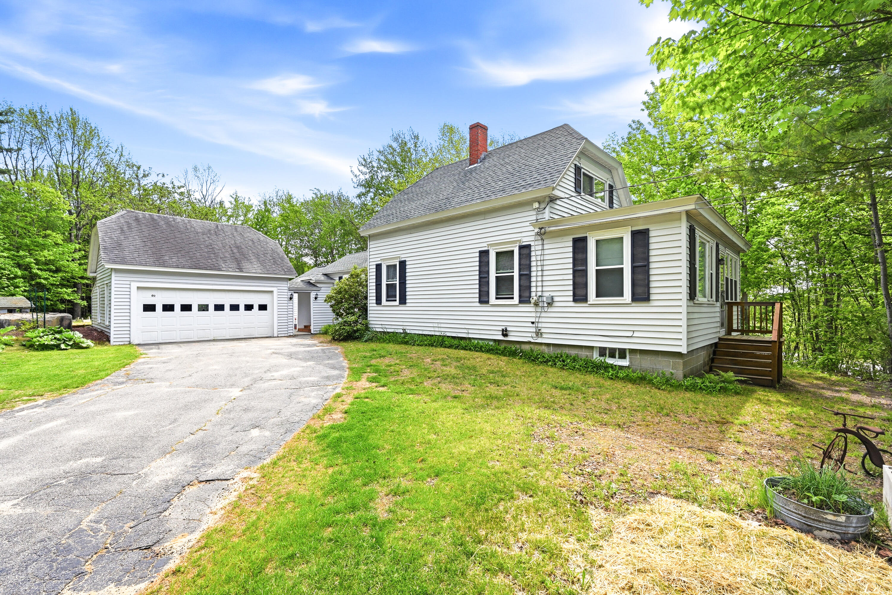 60 Ossipee Trail W Standish ME 04084