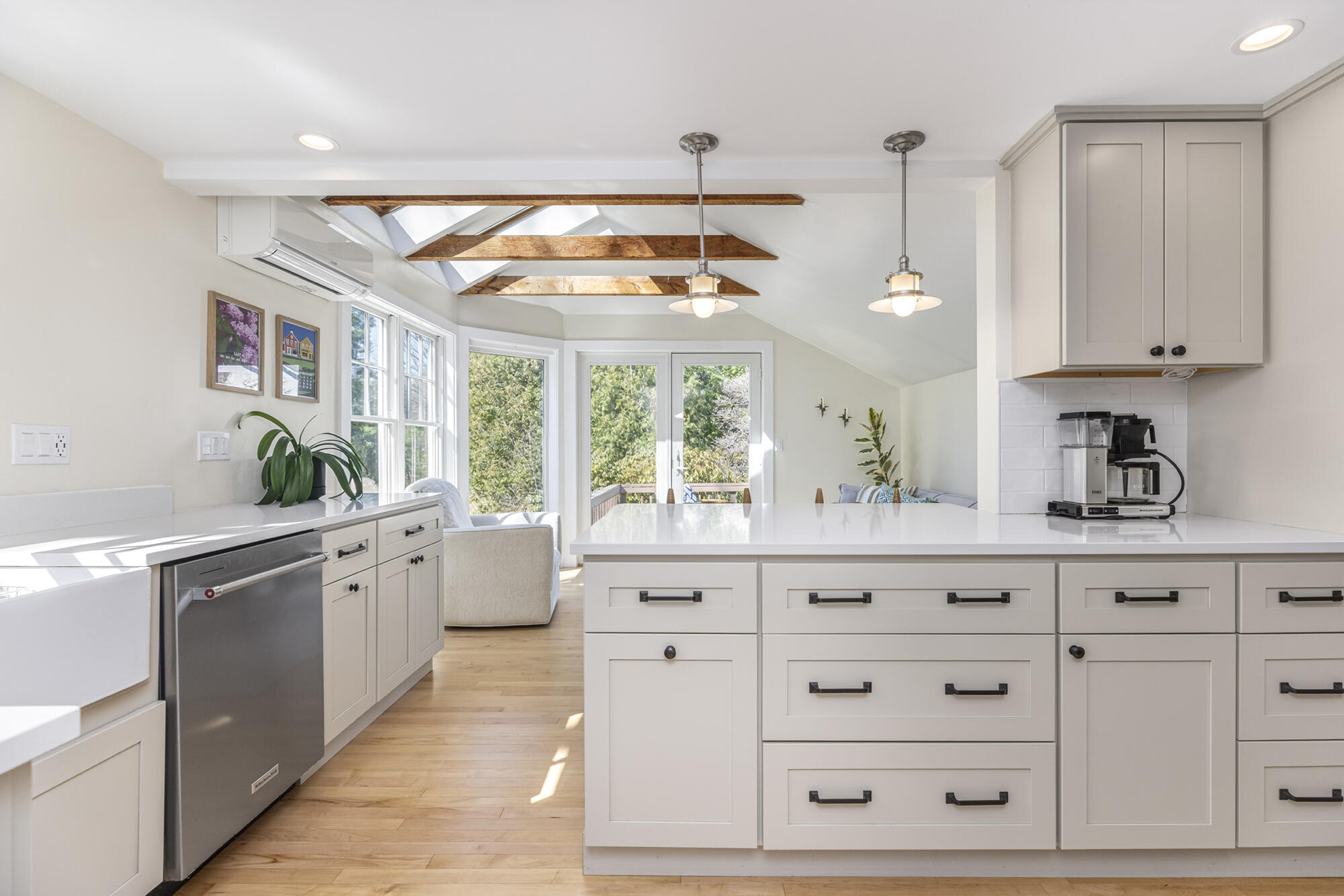 387 Mitchell Road Cape Elizabeth ME 04107
