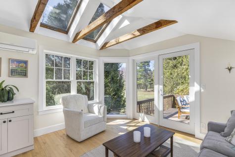 387 Mitchell Road Cape Elizabeth ME 04107