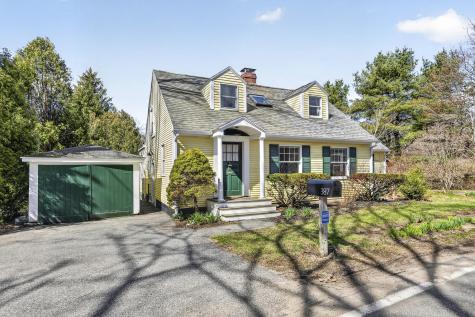 387 Mitchell Road Cape Elizabeth ME 04107