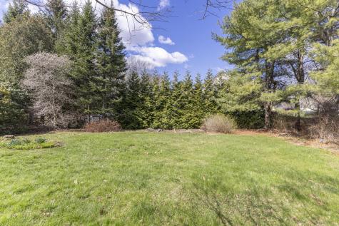 387 Mitchell Road Cape Elizabeth ME 04107