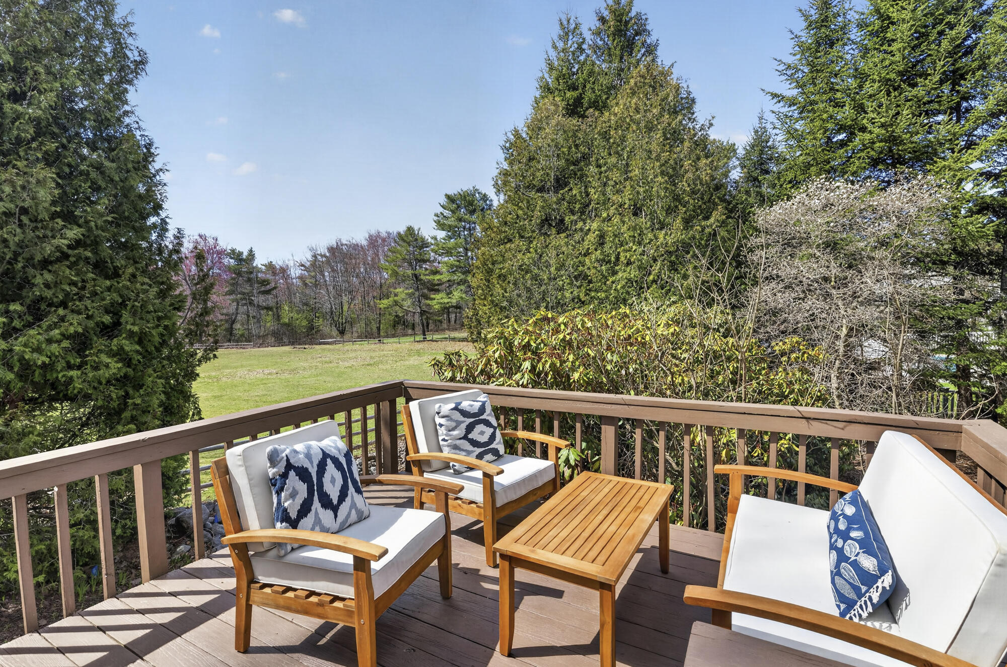 387 Mitchell Road Cape Elizabeth ME 04107