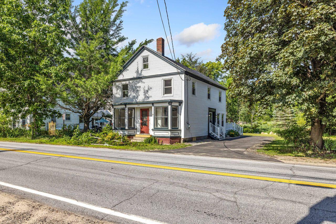 20 River Road Buxton ME 04093