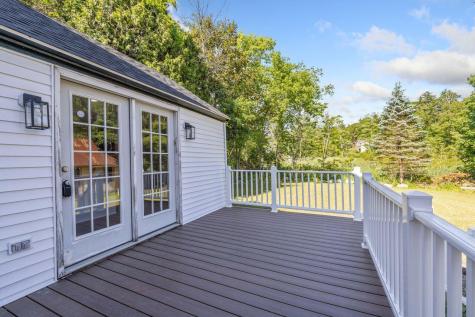 20 River Road Buxton ME 04093