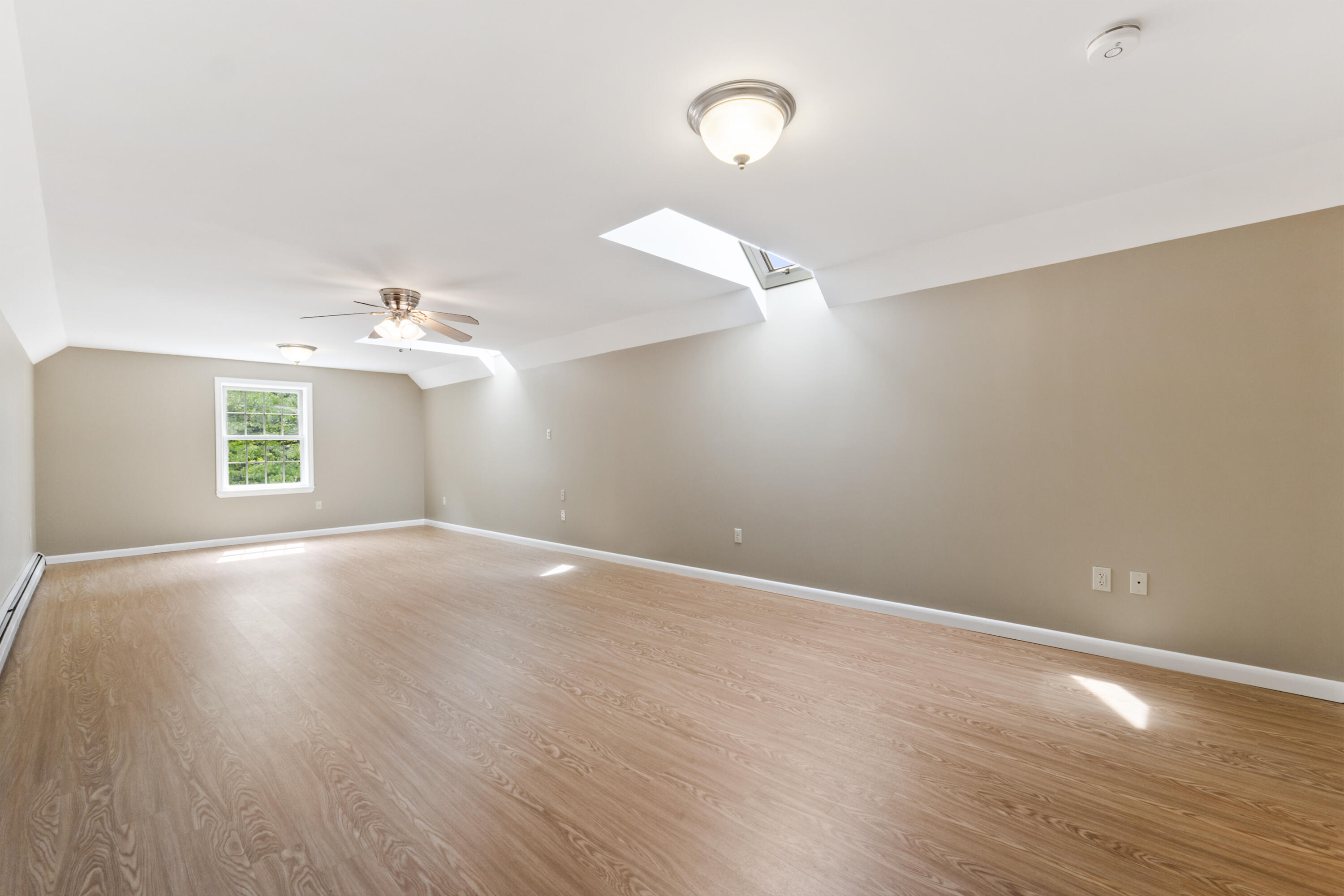 9 Tyrawley Road Farmingdale ME 04344