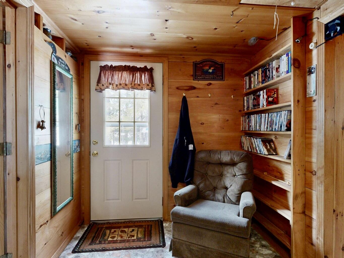 15 Hamlin Loop Mayfield Twp ME 04942