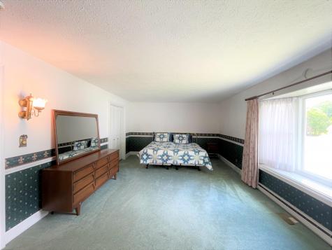 66 Pond Road Lewiston ME 04240