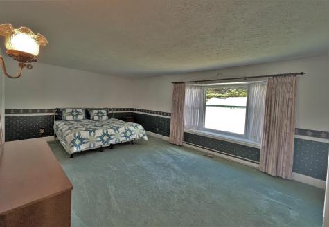 66 Pond Road Lewiston ME 04240