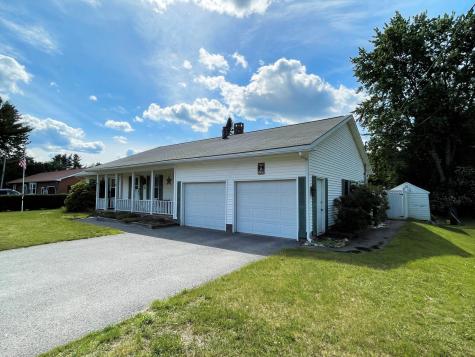 66 Pond Road Lewiston ME 04240