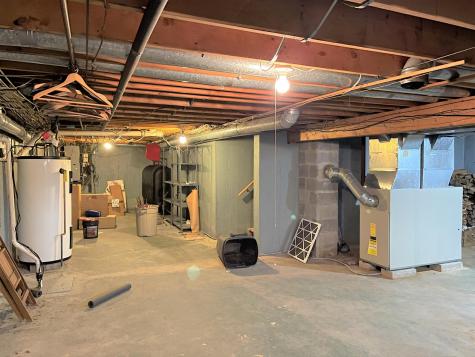66 Pond Road Lewiston ME 04240