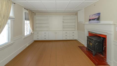 16 Valley Road Waterford ME 04088