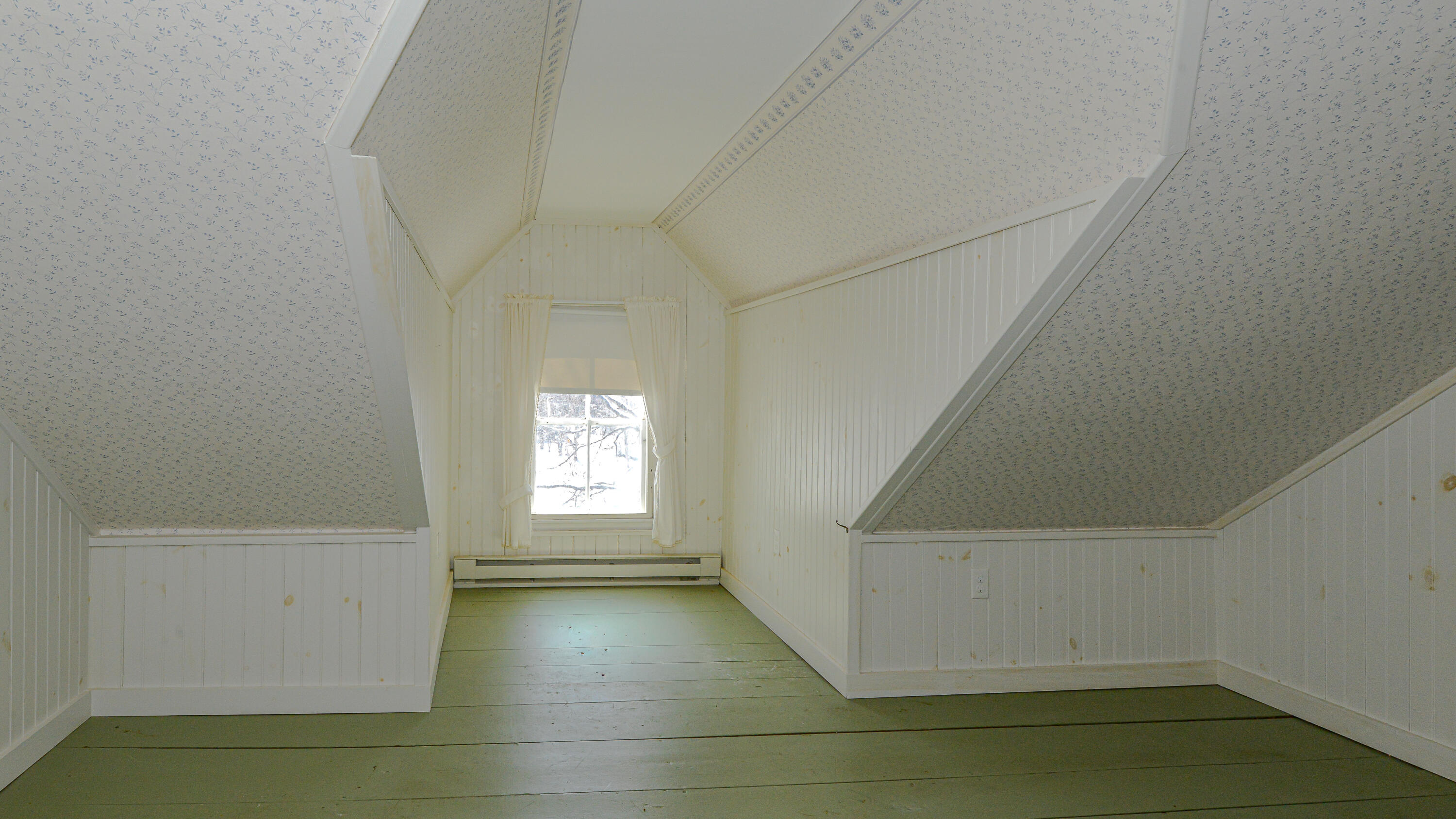 16 Valley Road Waterford ME 04088