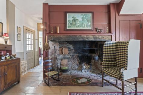 88 Bath Road Wiscasset ME 04578