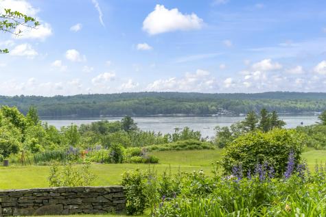 88 Bath Road Wiscasset ME 04578