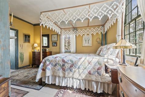 88 Bath Road Wiscasset ME 04578