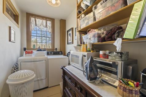 88 Bath Road Wiscasset ME 04578