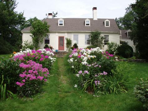 88 Bath Road Wiscasset ME 04578