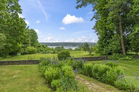 88 Bath Road Wiscasset ME 04578