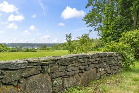 88 Bath Road Wiscasset ME 04578