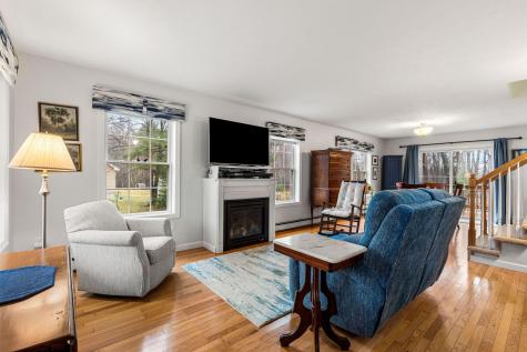 9 Roseberry Lane Kittery ME 03904