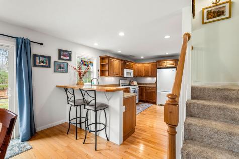 9 Roseberry Lane Kittery ME 03904