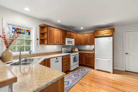 9 Roseberry Lane Kittery ME 03904