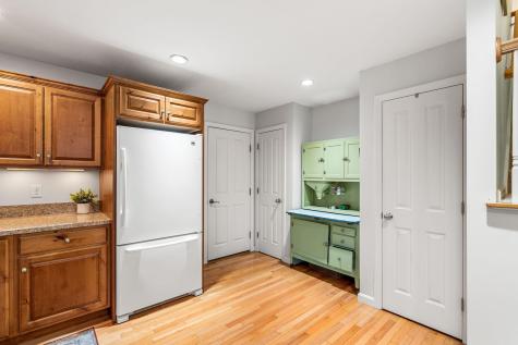 9 Roseberry Lane Kittery ME 03904